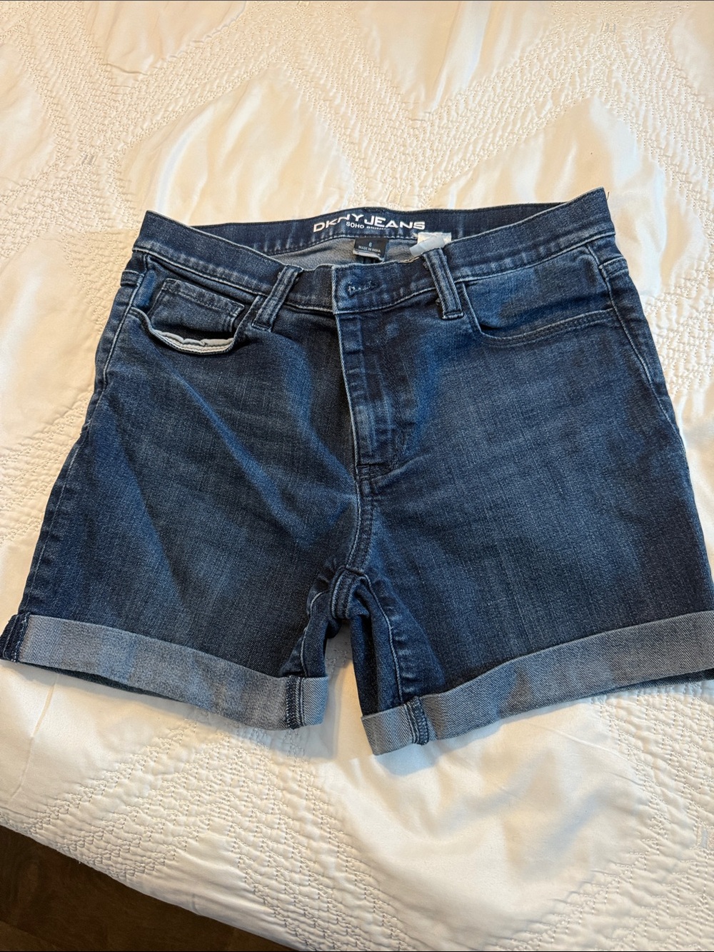 DKNY Dark Indigo Rolled Hem Denim Shorts Size 6